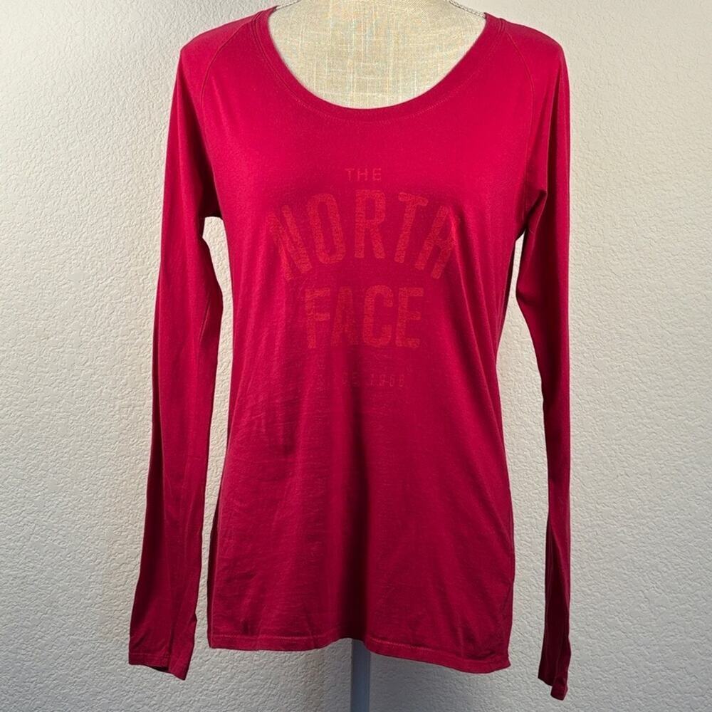 The North Face Classic Fit 100% Cotton Women's Pink Long Sleeve Shirt - Mediium